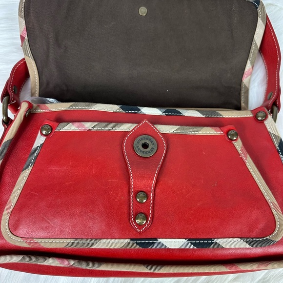 Burberry Red Leather Shoulder Bag - Picture 13 of 16